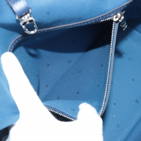 Louis Vuitton LV Escale Neverfull Bag - Picture 8 of 10